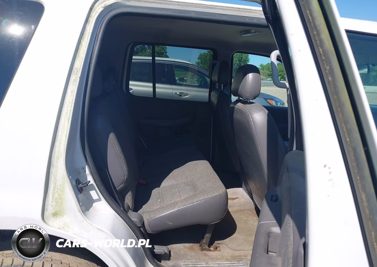 2004 Ford Explorer Xls VIN:1FMZU72K84ZB17857 - 8