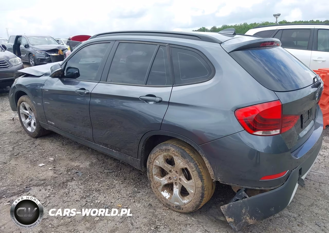2013 BMW X1 Sdrive28I VIN:WBAVM1C58DVL64132 - 3
