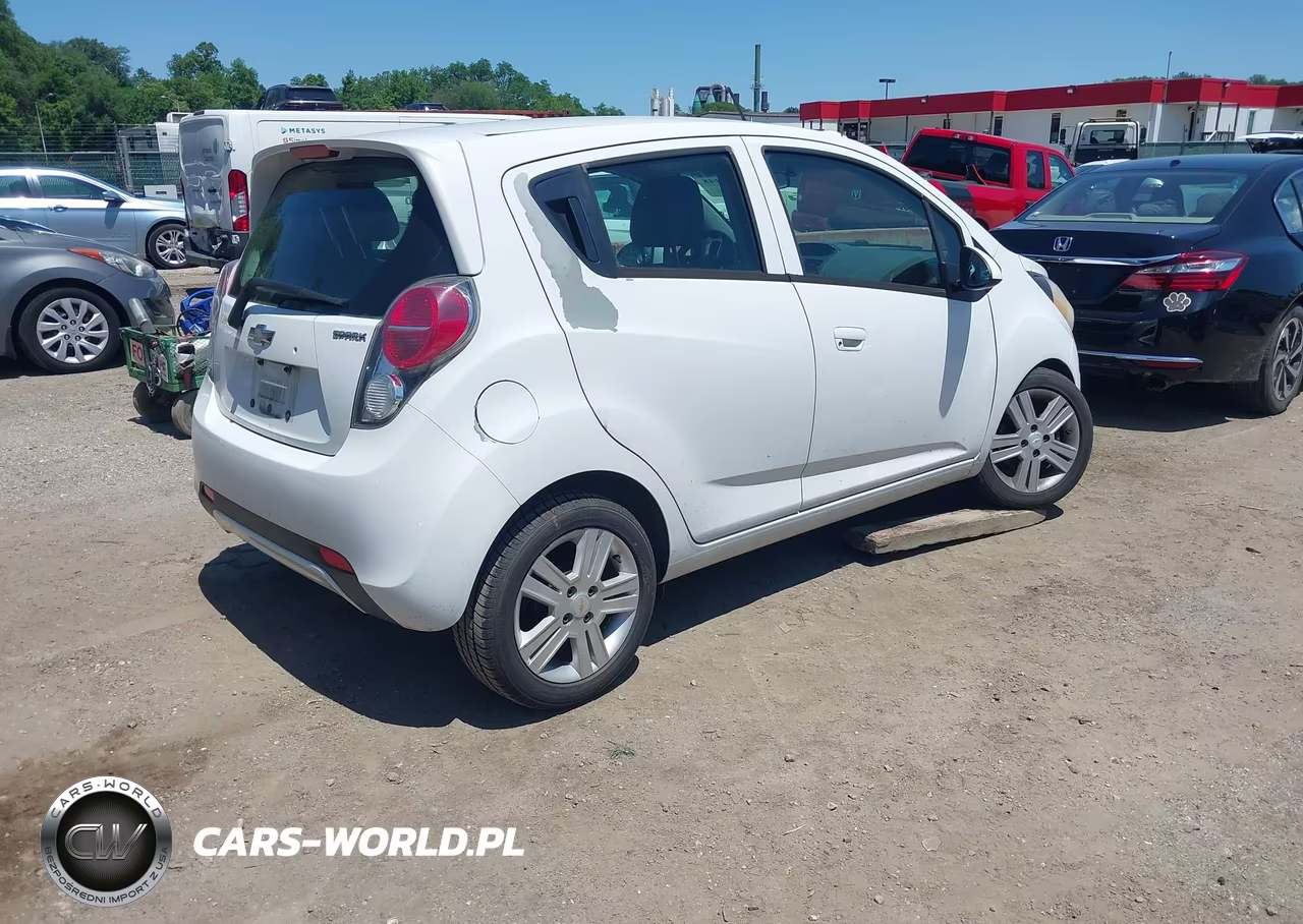2014 Chevrolet Spark Ls Auto VIN:KL8CB6S94EC480192 - 4