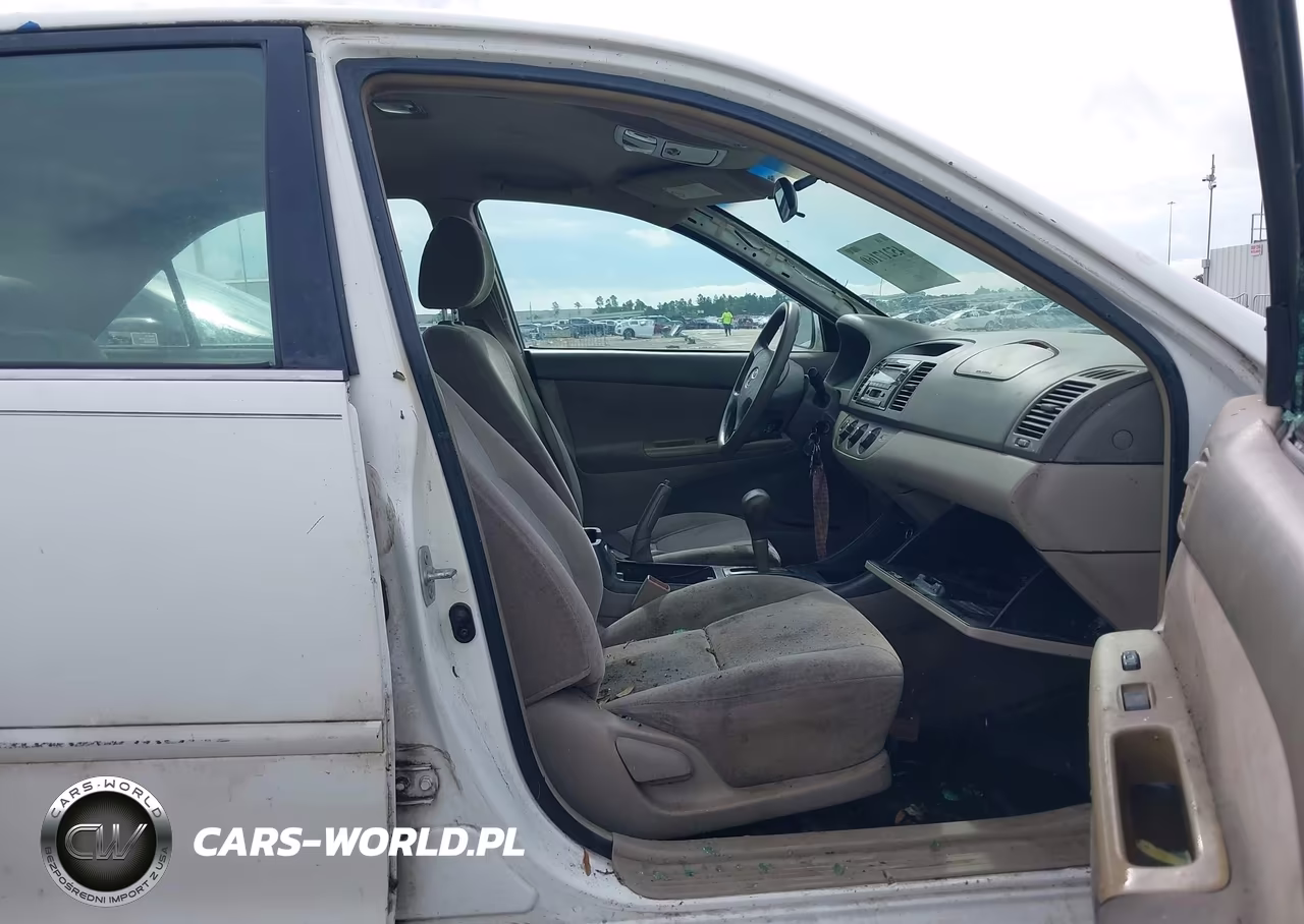 2002 Toyota Camry Le V6 VIN:4T1BF32K12U022345 - 5