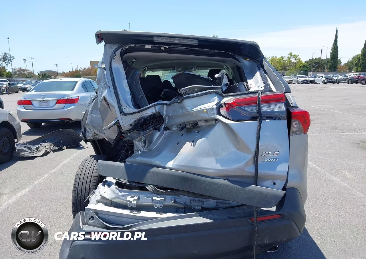 2021 Toyota Rav4 Xle VIN:2T3P1RFV8MC157409 - 16