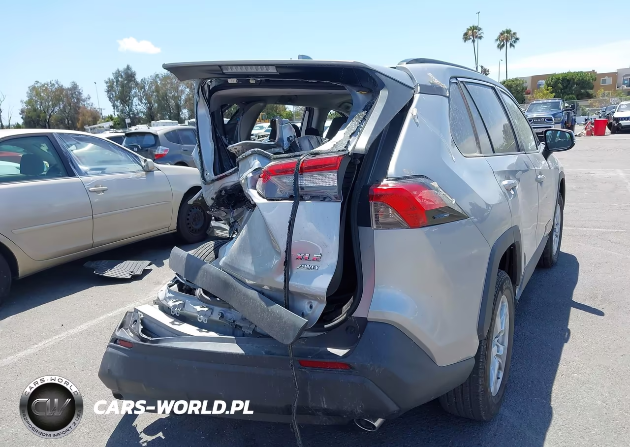 2021 Toyota Rav4 Xle VIN:2T3P1RFV8MC157409 - 4