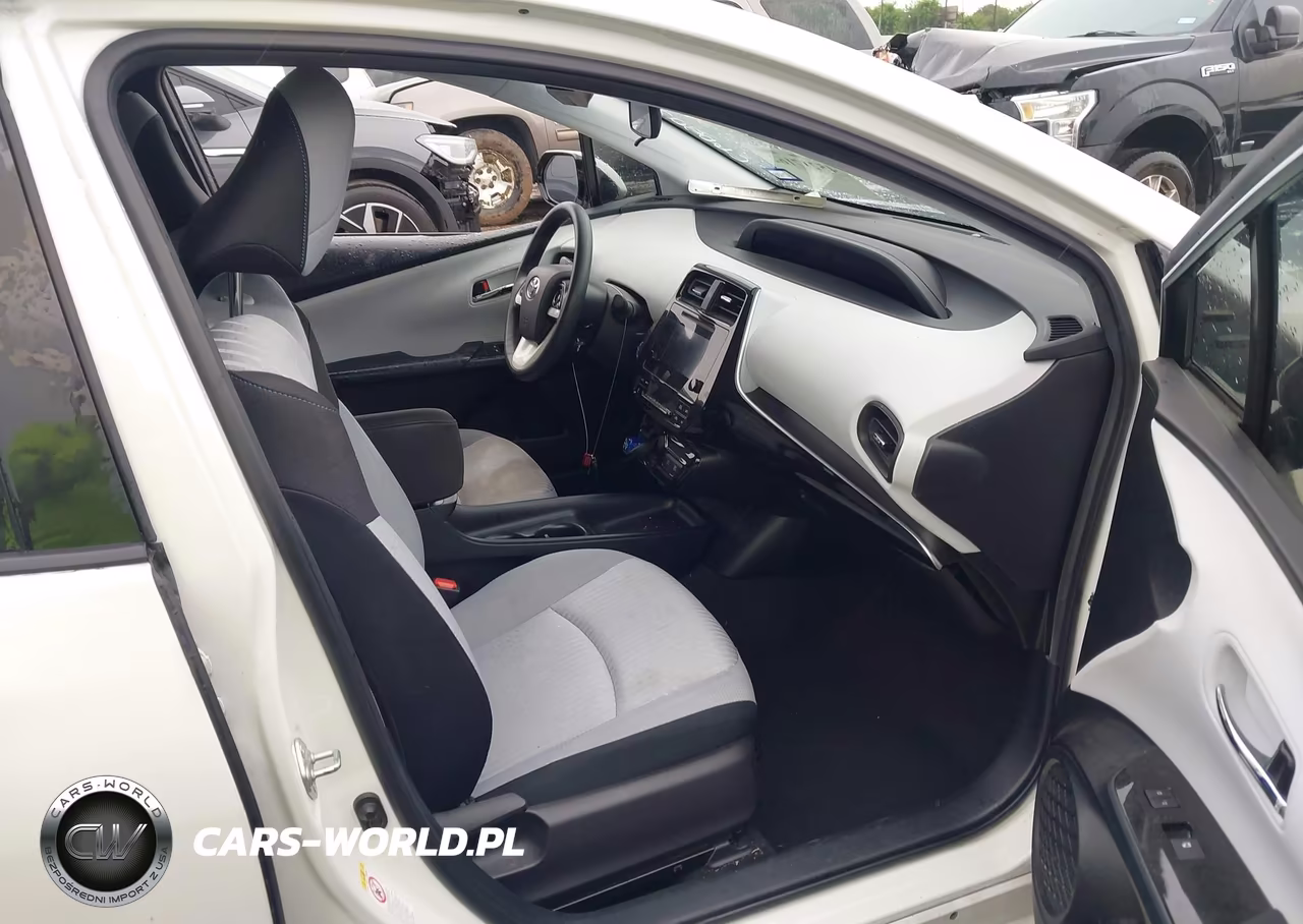 2017 Toyota Prius Two VIN:JTDKBRFU3H3042416 - 5