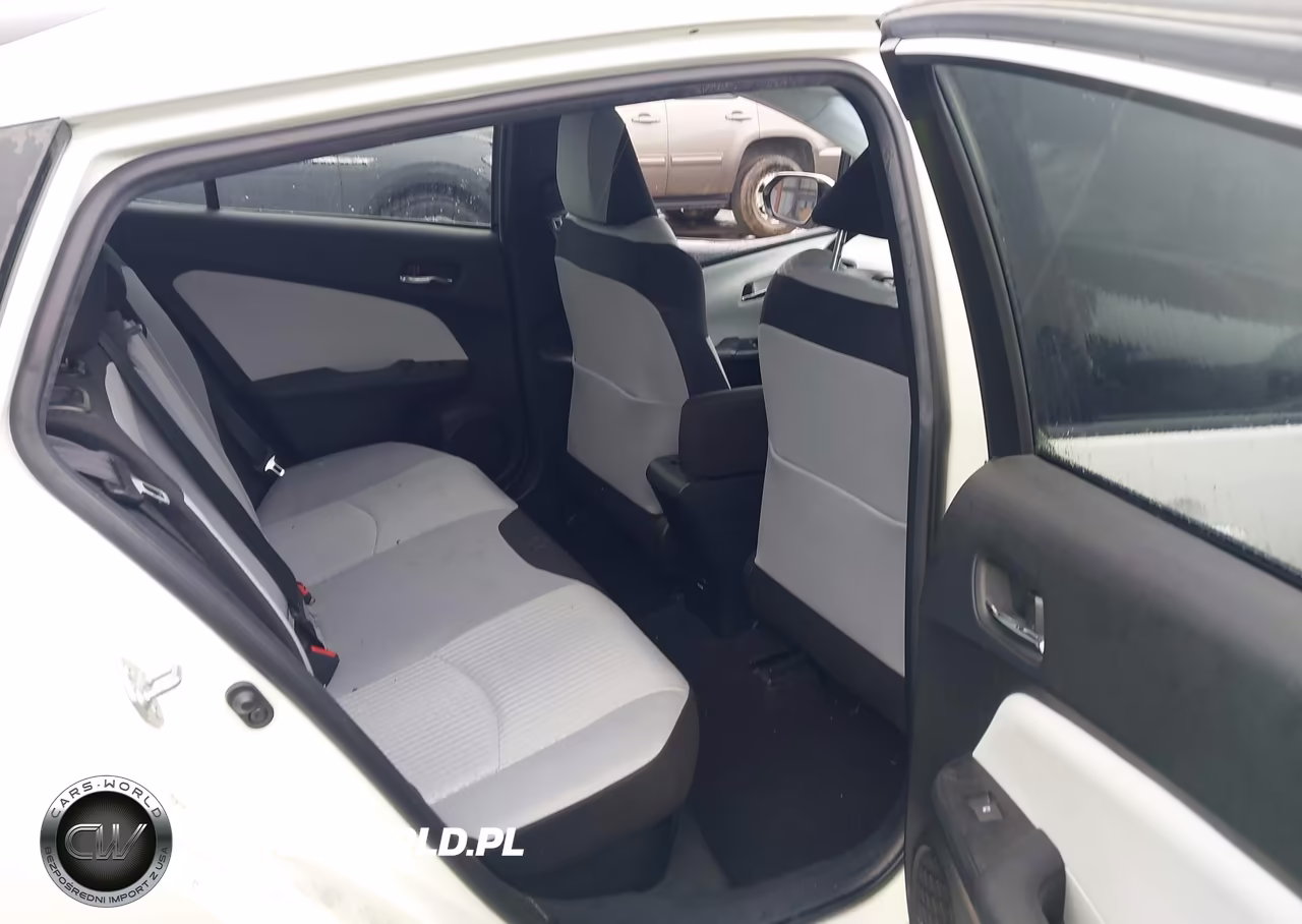 2017 Toyota Prius Two VIN:JTDKBRFU3H3042416 - 8