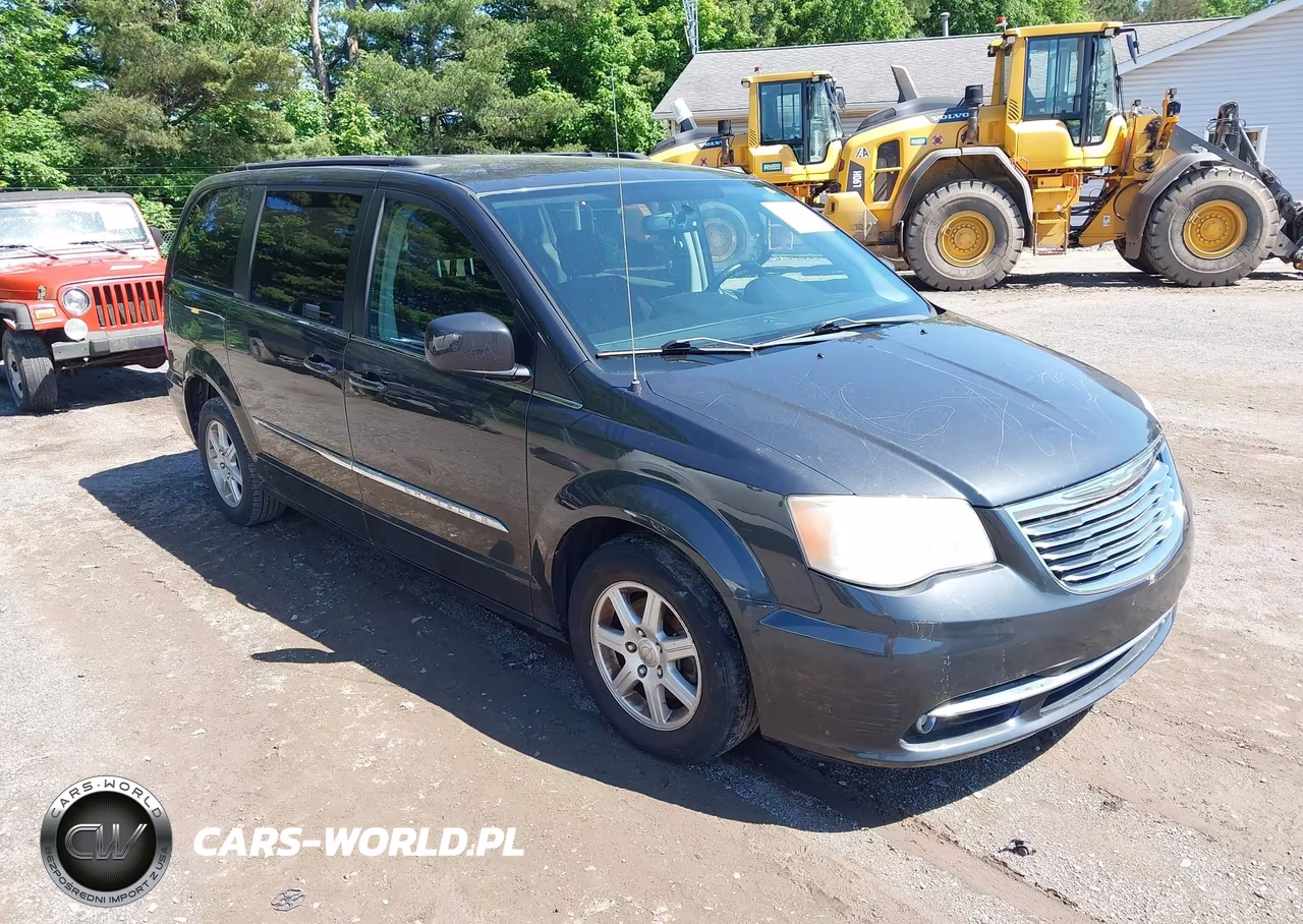 2012 Chrysler Town & Country Touring