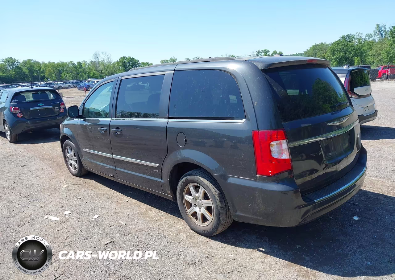 2012 Chrysler Town & Country Touring VIN:2C4RC1BGXCR162839 - 3
