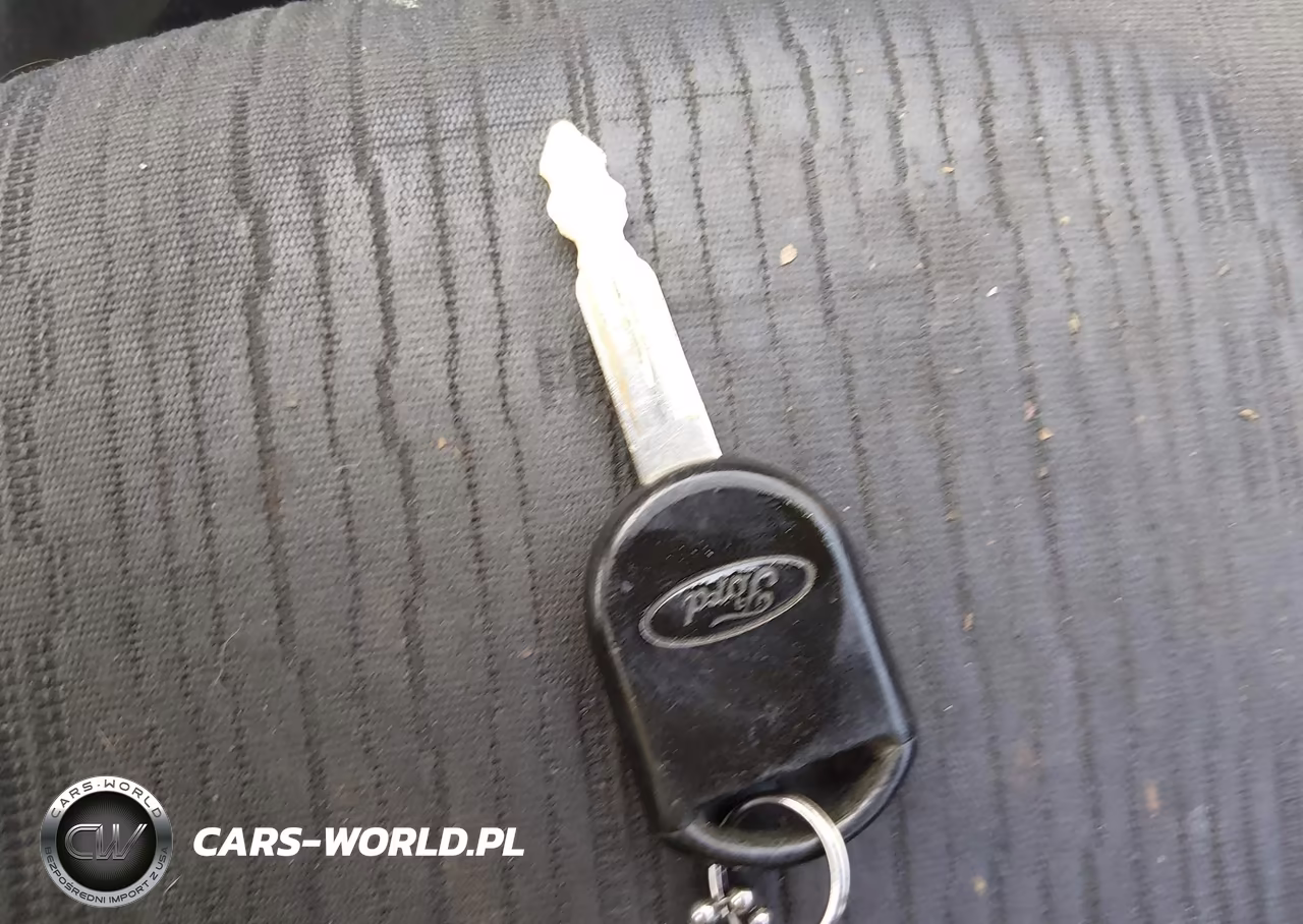 2009 Ford Focus Se VIN:1FAHP35NX9W172380 - 11