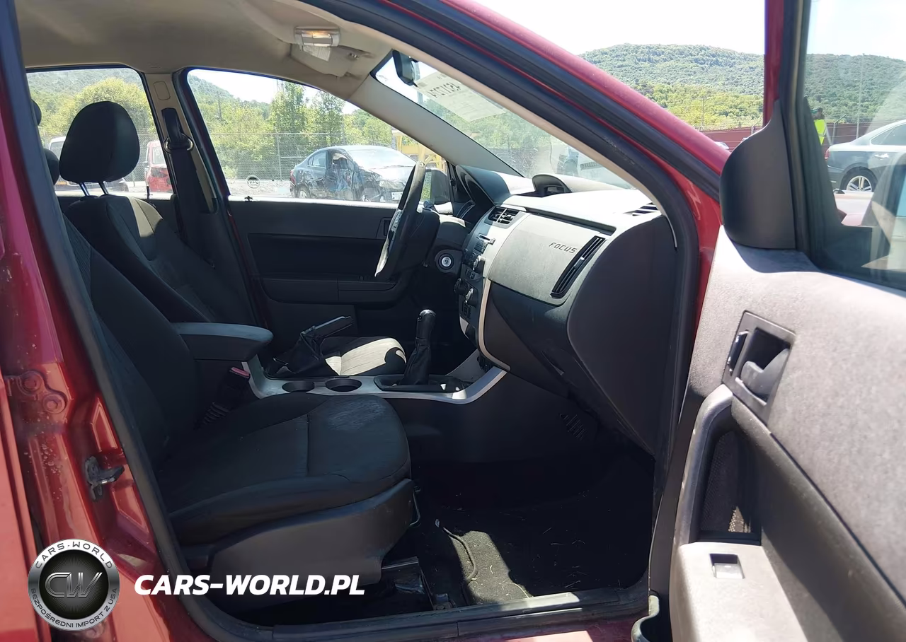 2009 Ford Focus Se VIN:1FAHP35NX9W172380 - 5