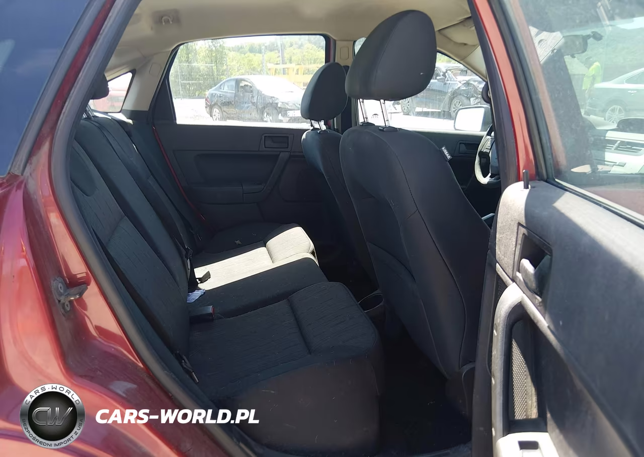 2009 Ford Focus Se VIN:1FAHP35NX9W172380 - 8