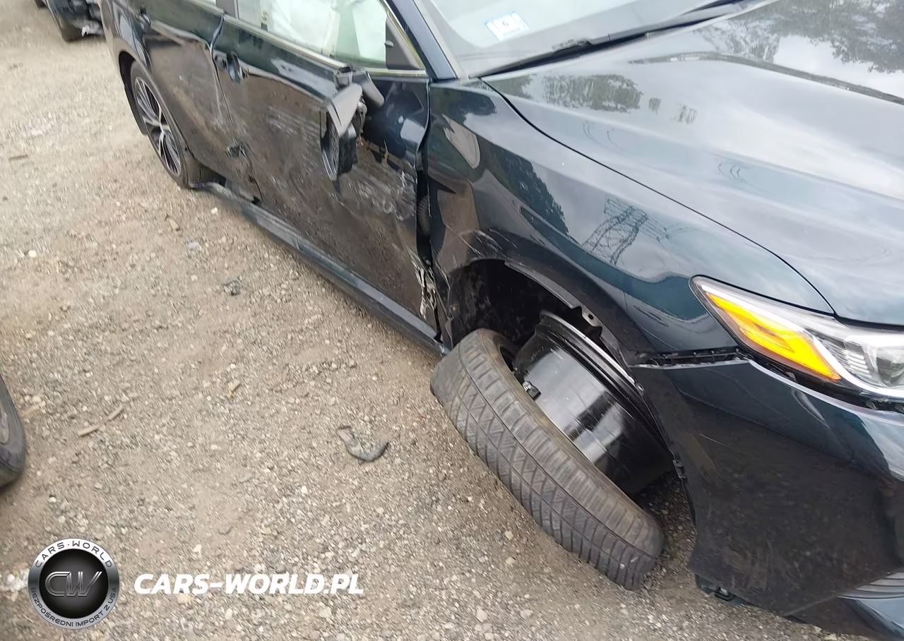 2018 Toyota Camry Se VIN:4T1B11HK0JU643570 - 6