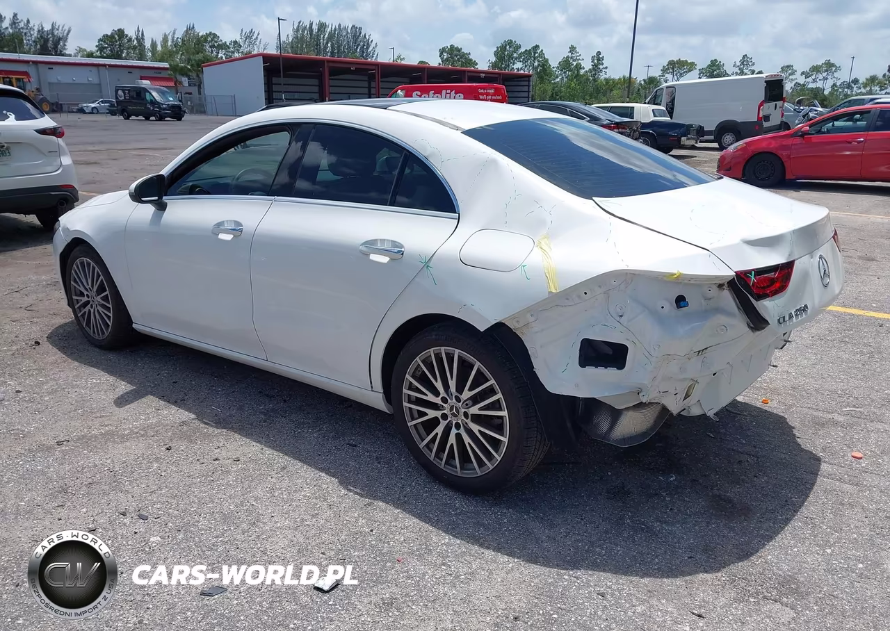 2023 Mercedes-Benz Cla 250 Coupe VIN:W1K5J4GB9PN419758 - 3