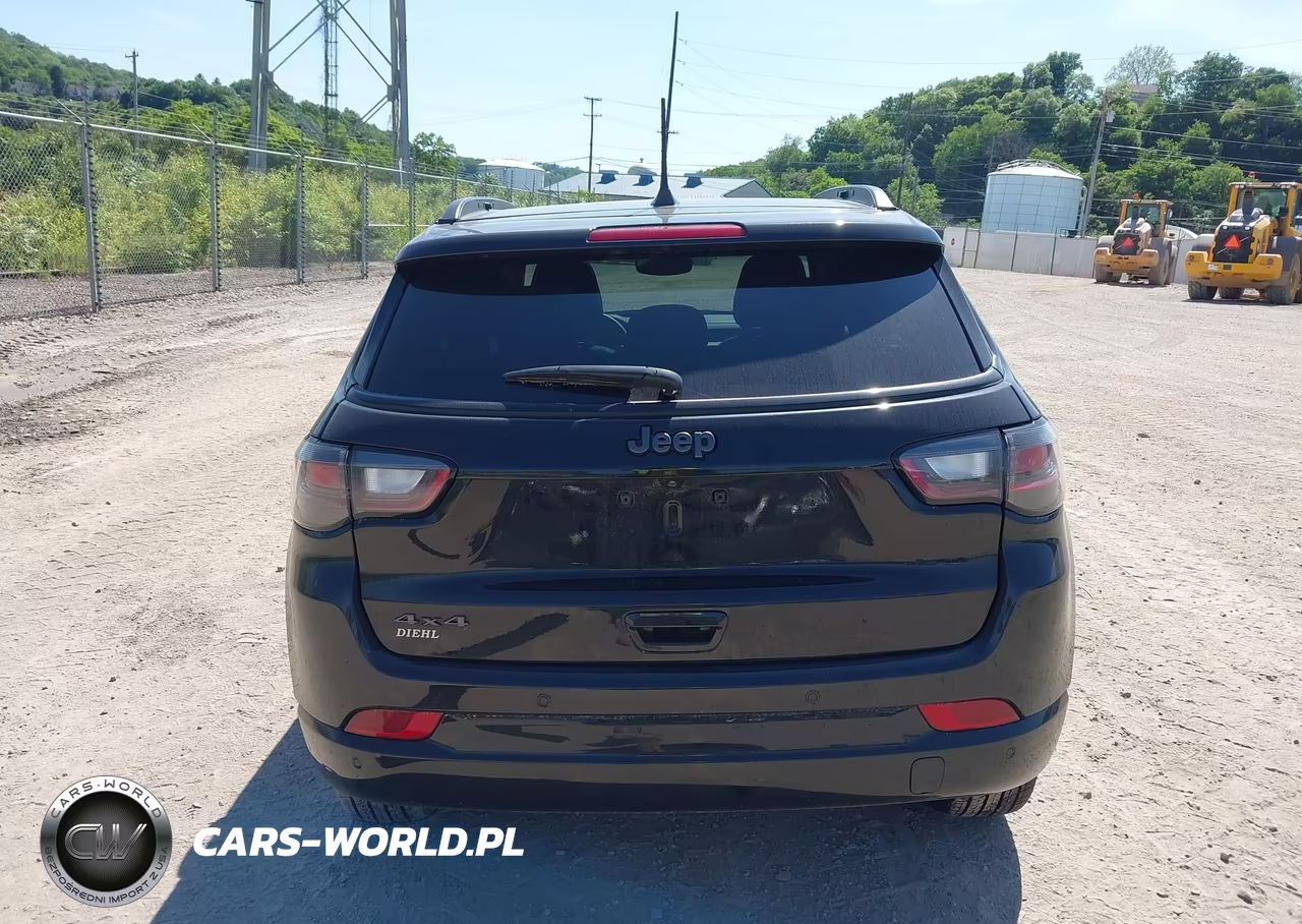 2025 Jeep Compass Limited 4X4 VIN:3C4NJDCN9ST587340 - 17