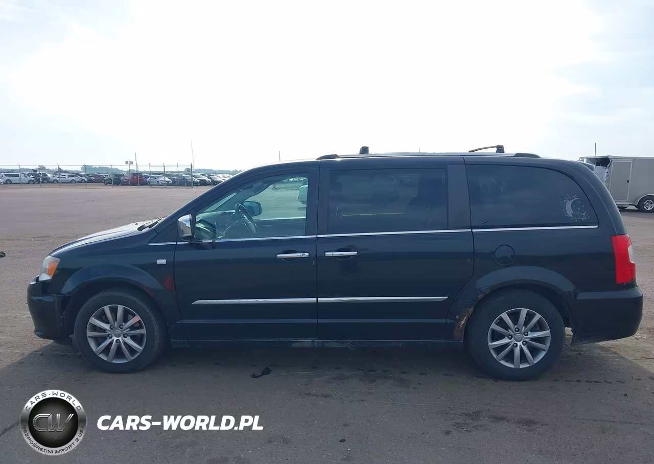 2014 Chrysler Town & Country Touring-L 30Th Anniversary VIN:2C4RC1CG2ER453305 - 14