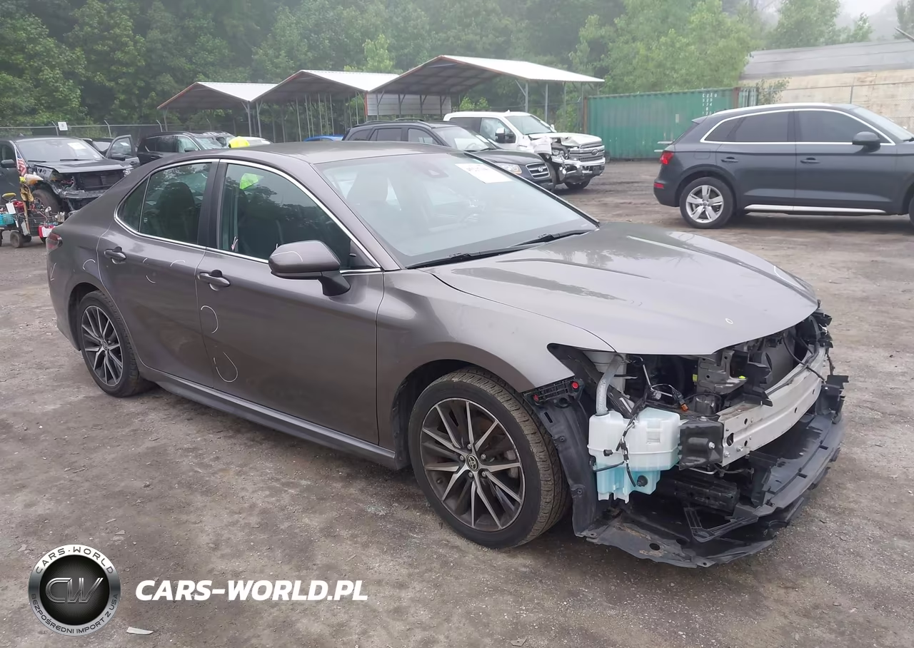 2021 Toyota Camry Se – zdjęcie 1 z 17