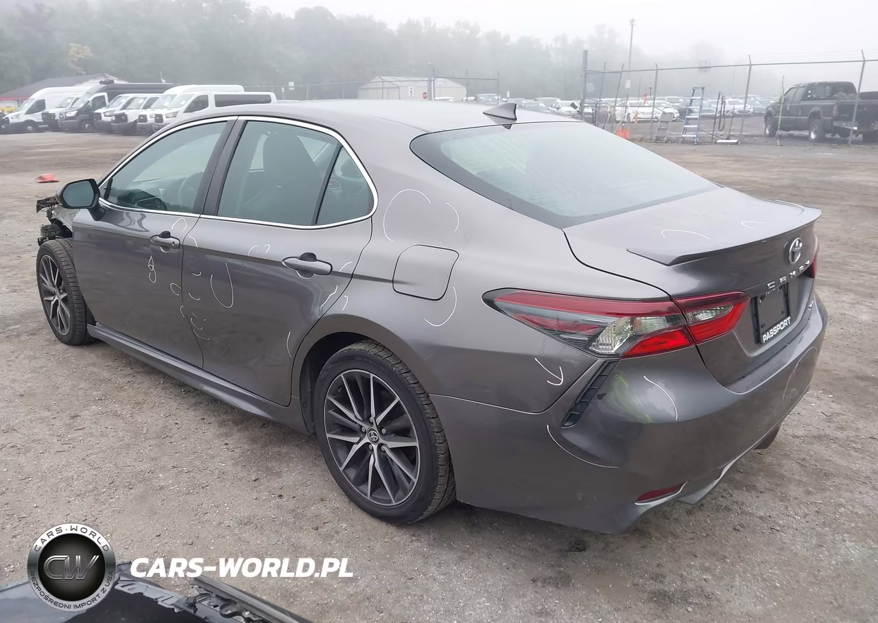 2021 Toyota Camry Se VIN:4T1G11AK4MU444400 - 3