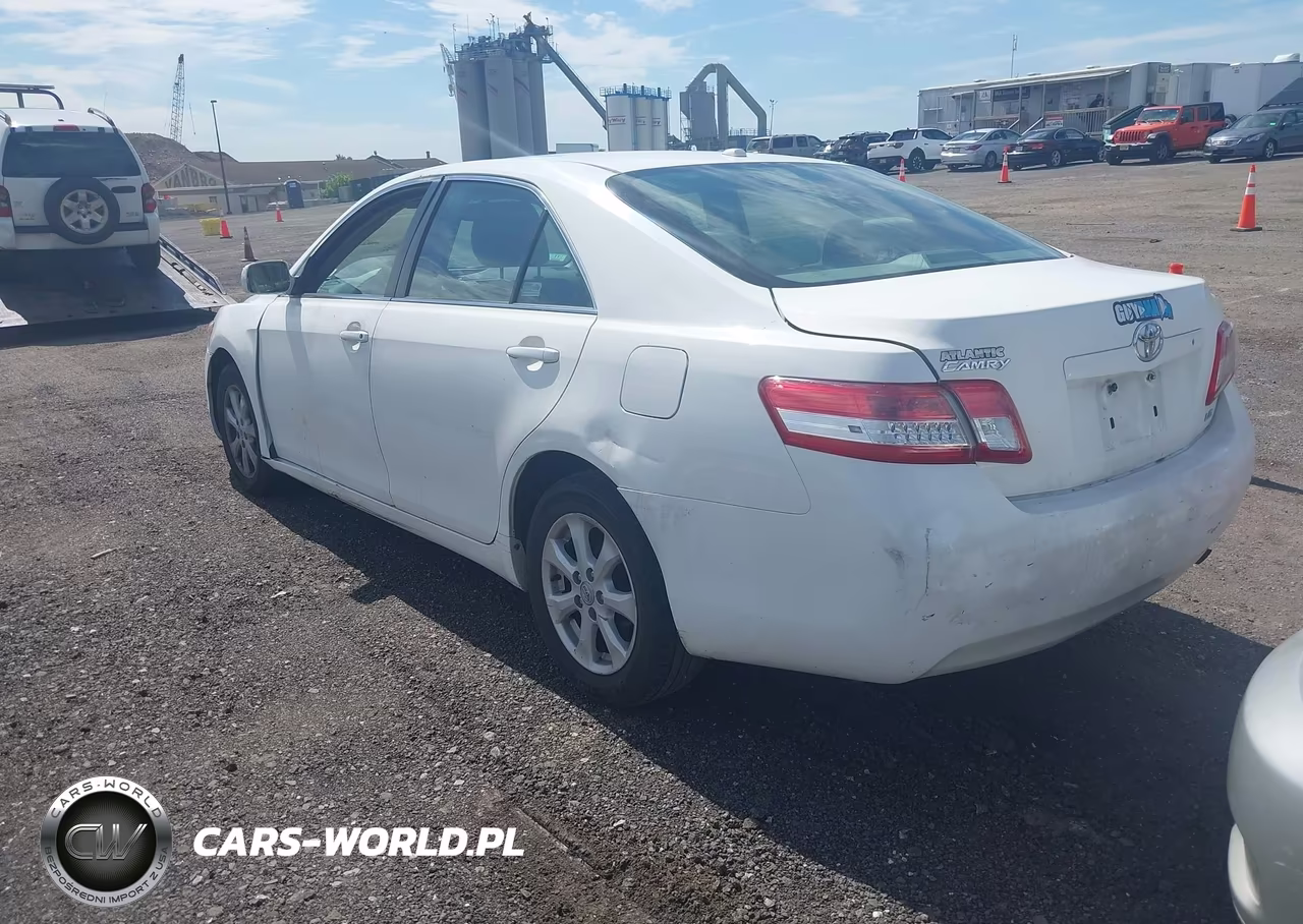 2011 Toyota Camry Le VIN:4T4BF3EKXBR141982 - 3