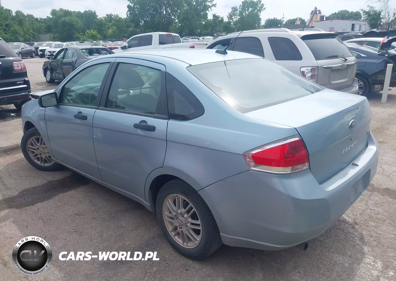 2009 Ford Focus Se VIN:1FAHP35NX9W131926 - 3