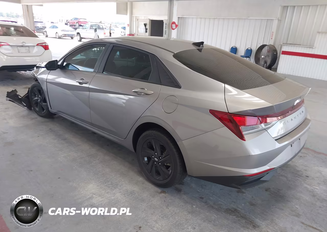 2022 Hyundai Elantra Sel VIN:KMHLS4AG9NU218282 - 3