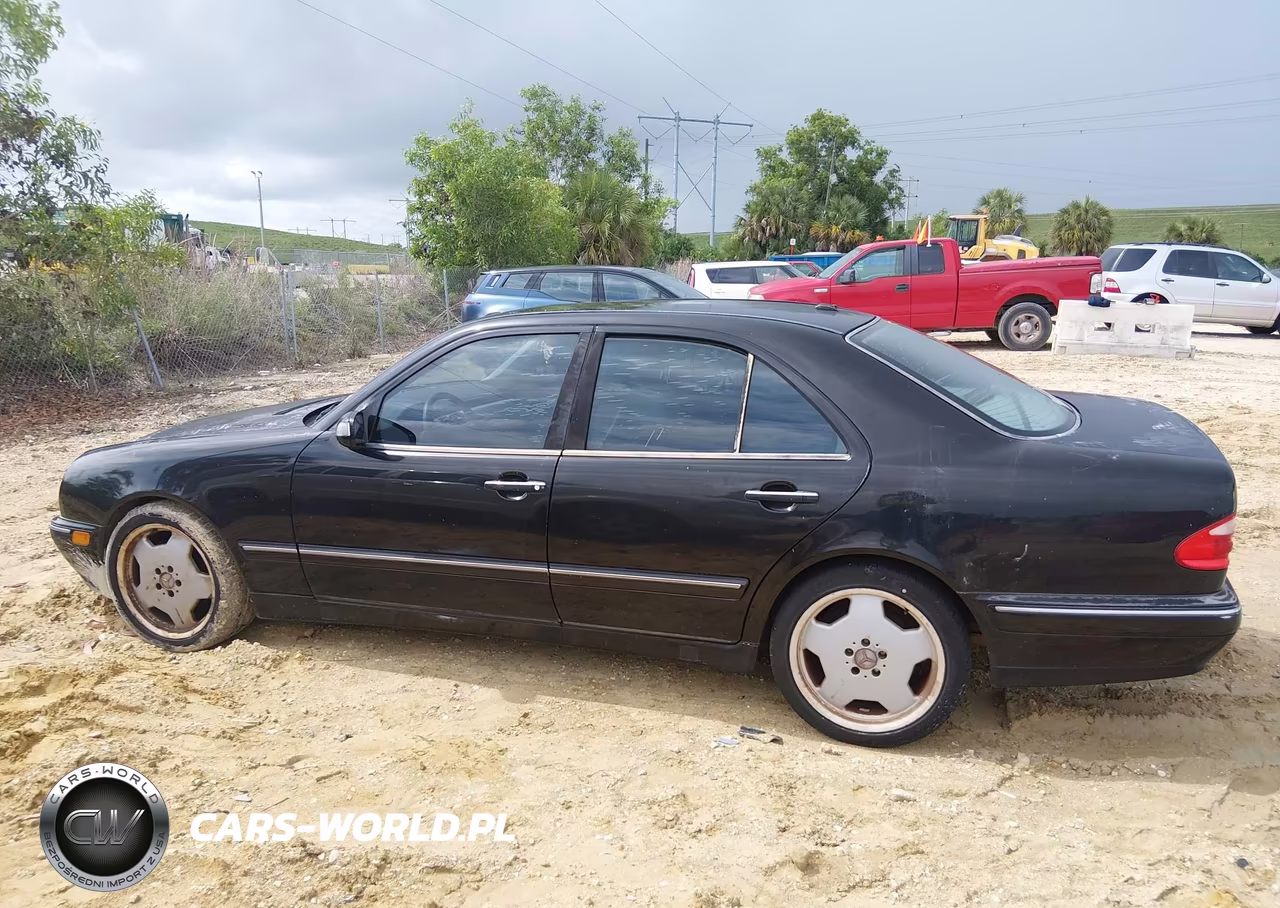 2001 Mercedes-Benz E-Class VIN:WDBJF70J71X060143 - 14