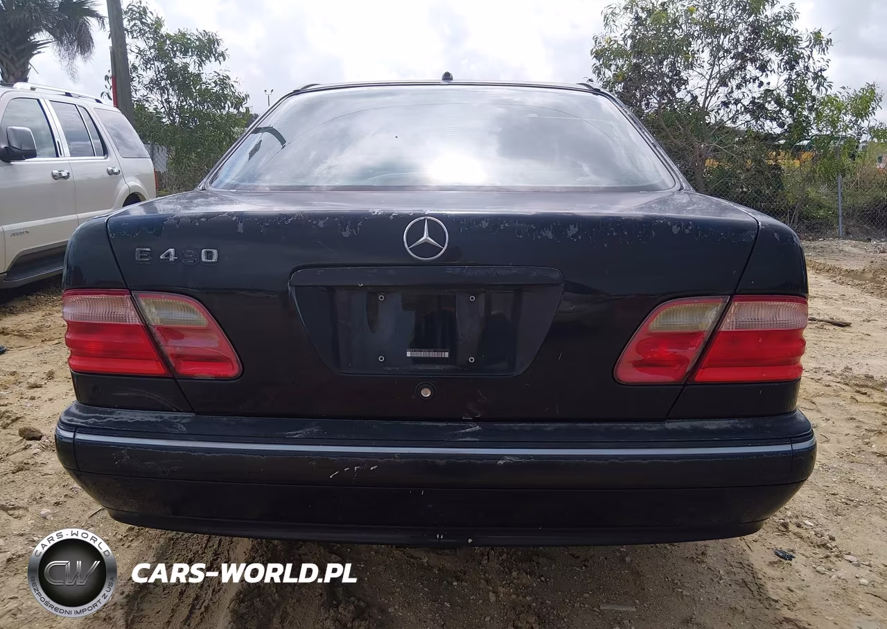 2001 Mercedes-Benz E-Class VIN:WDBJF70J71X060143 - 16