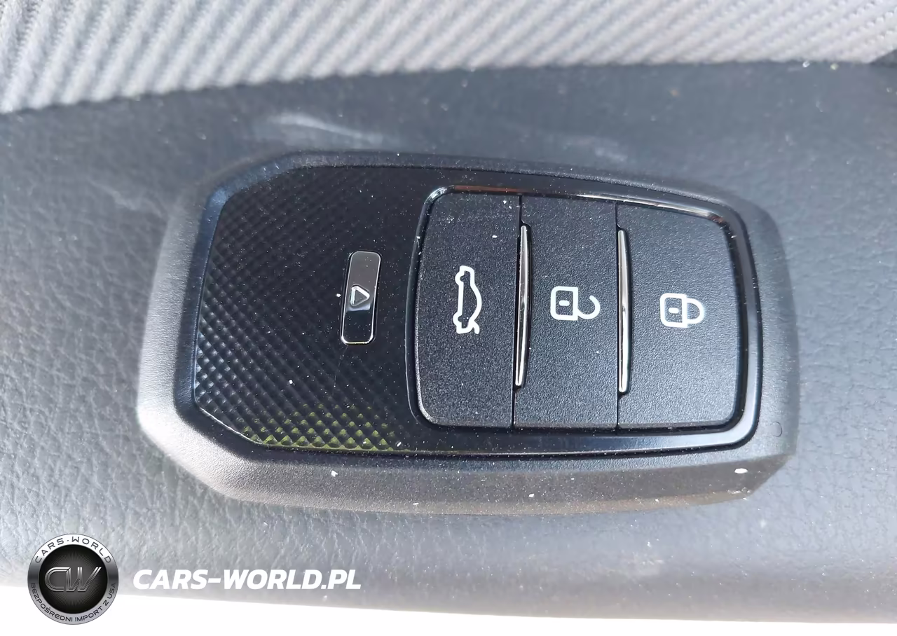 2026 Toyota Camry Se VIN:4T1DAACK0TU236108 - 11