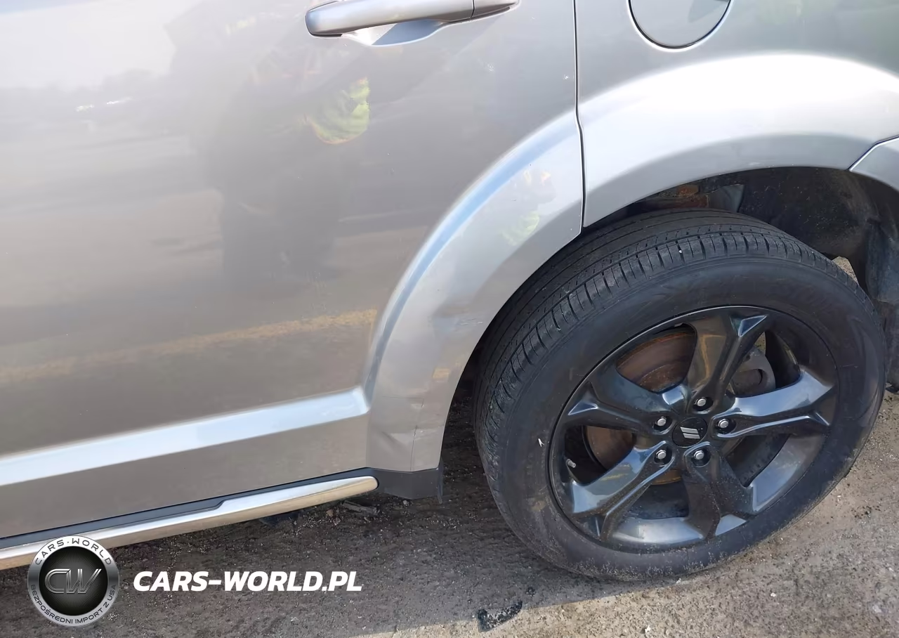 2020 Dodge Journey Crossroad VIN:3C4PDCGB6LT266657 - 6