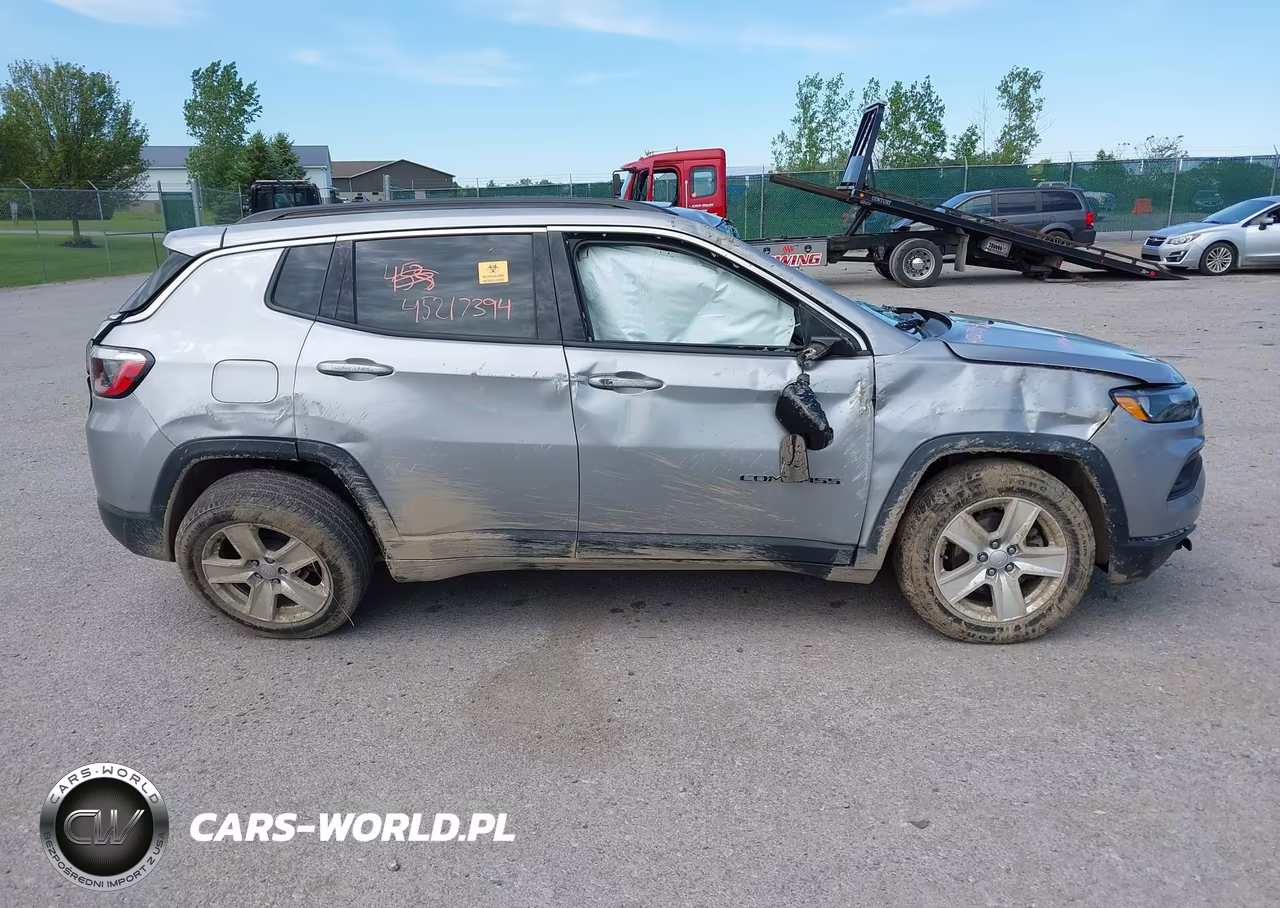 2022 Jeep Compass Latitude 4X4 VIN:3C4NJDBB2NT147987 - 13