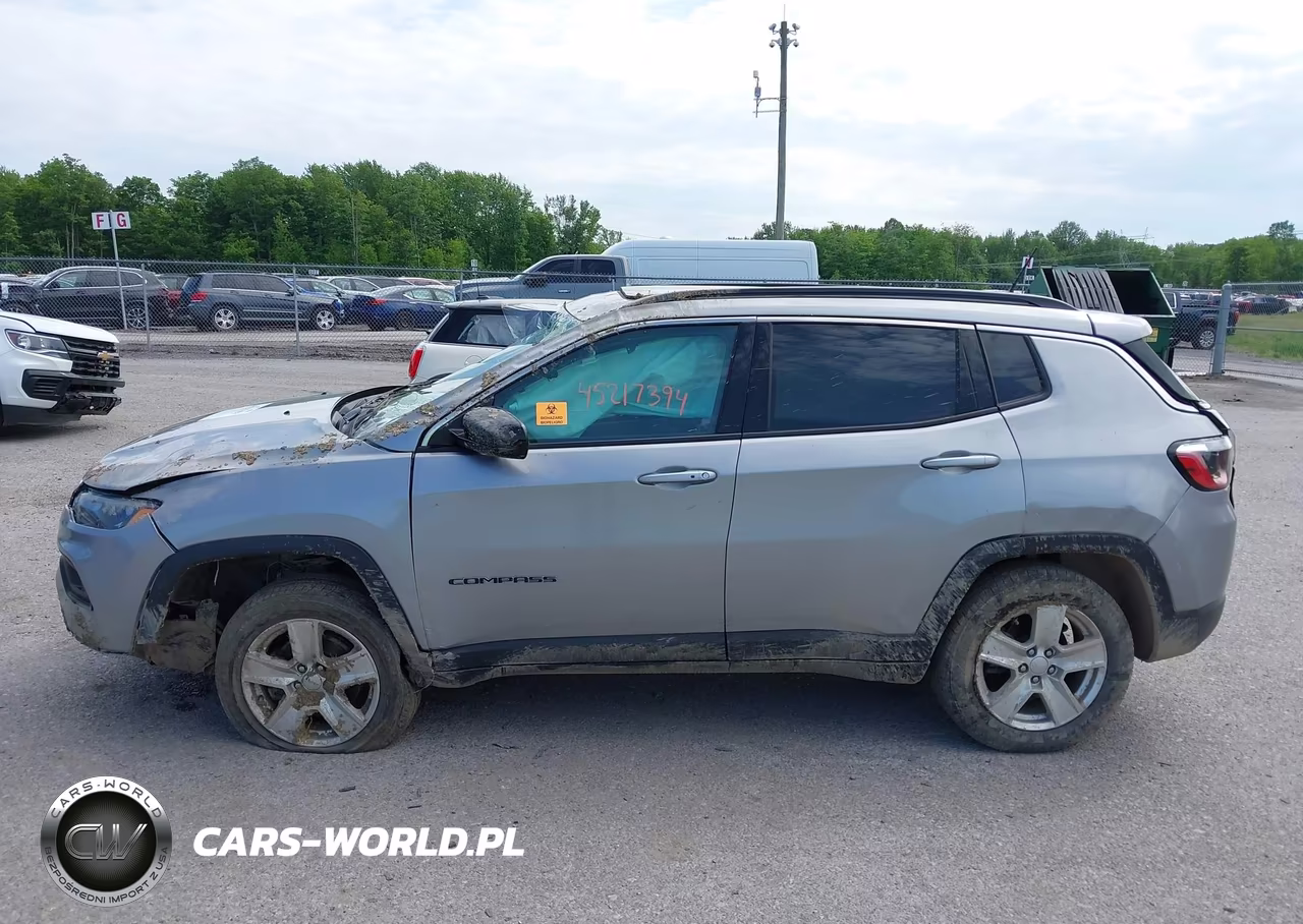 2022 Jeep Compass Latitude 4X4 VIN:3C4NJDBB2NT147987 - 14