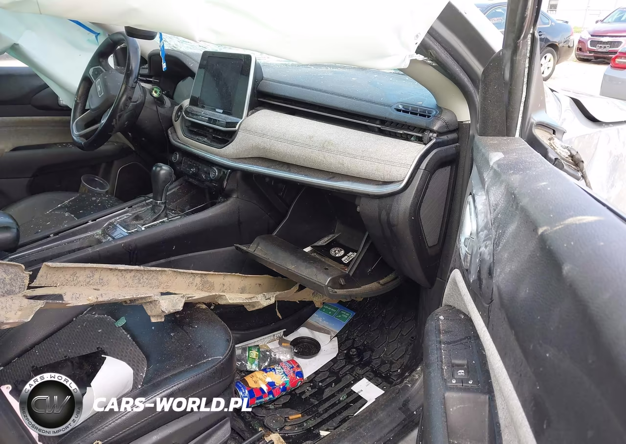 2022 Jeep Compass Latitude 4X4 VIN:3C4NJDBB2NT147987 - 5
