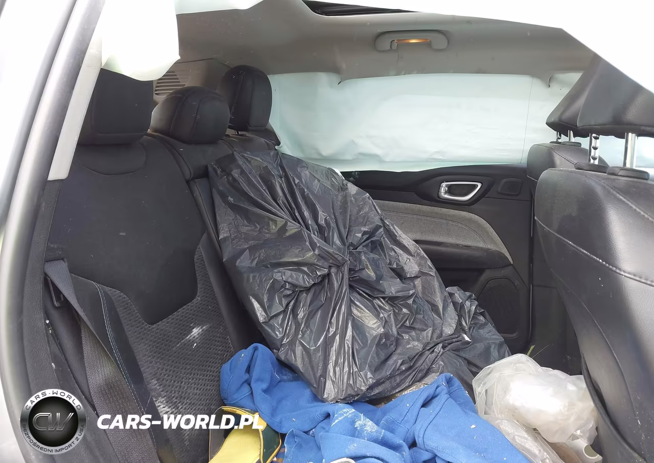 2022 Jeep Compass Latitude 4X4 VIN:3C4NJDBB2NT147987 - 8