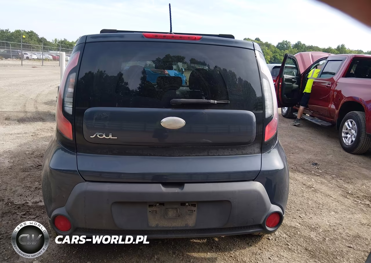 2015 Kia Soul + VIN:KNDJP3A50F7174601 - 17
