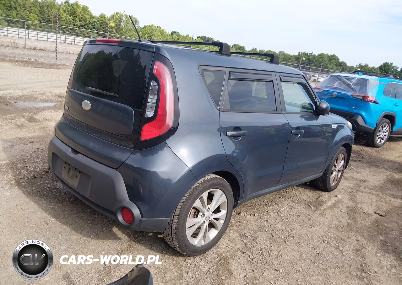 2015 Kia Soul + VIN:KNDJP3A50F7174601 - 4