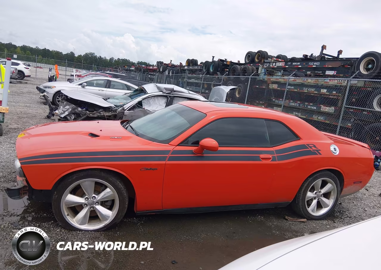 2013 Dodge Challenger R-T Classic VIN:2C3CDYBT2DH733812 - 15