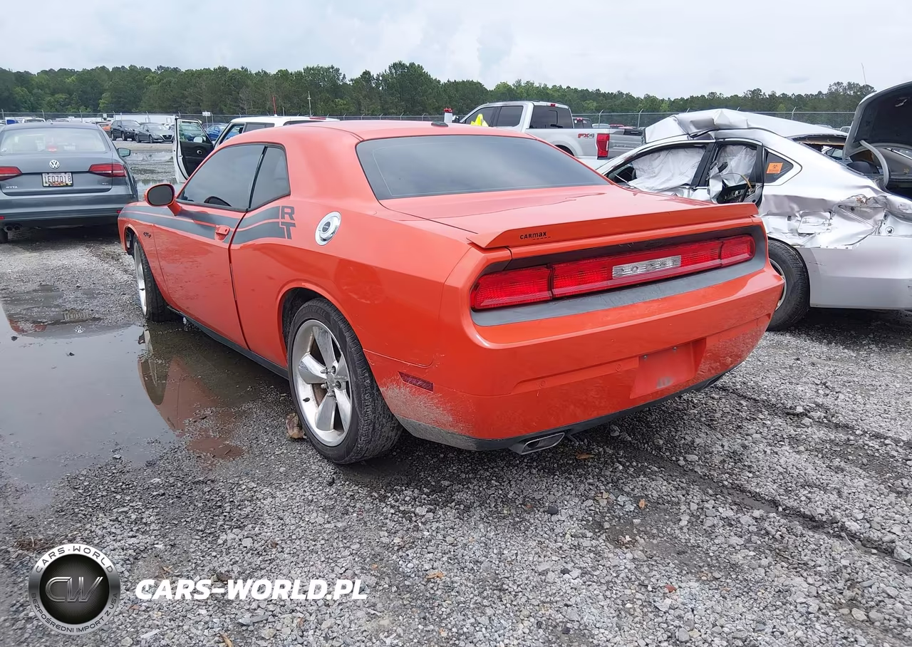2013 Dodge Challenger R-T Classic VIN:2C3CDYBT2DH733812 - 3