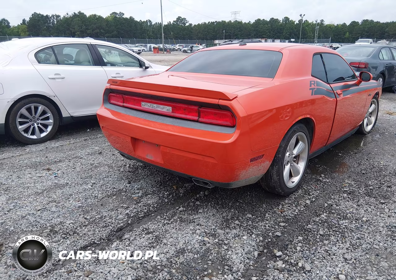 2013 Dodge Challenger R-T Classic VIN:2C3CDYBT2DH733812 - 4