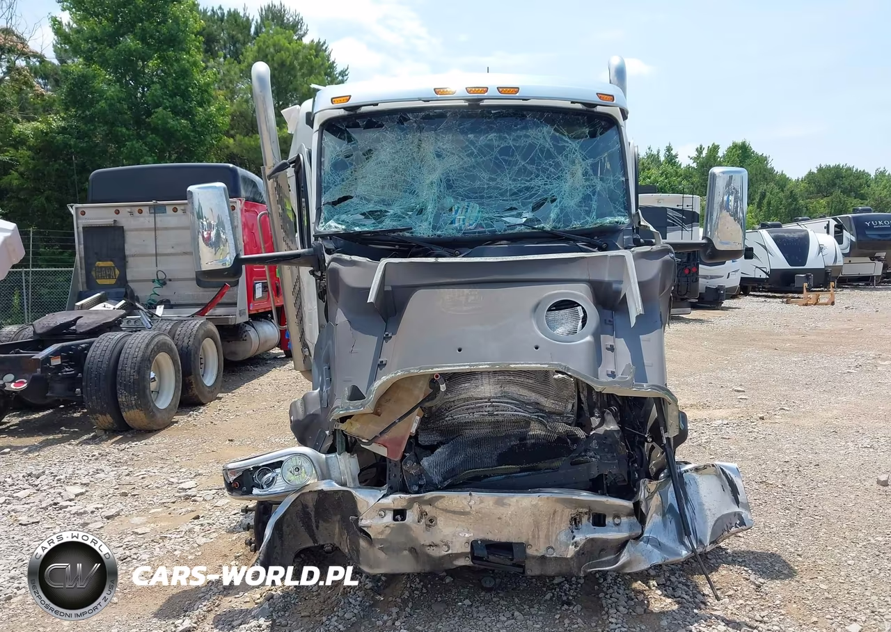 2023 Peterbilt 567 VIN:1XPCDP9X7PD830020 - 12