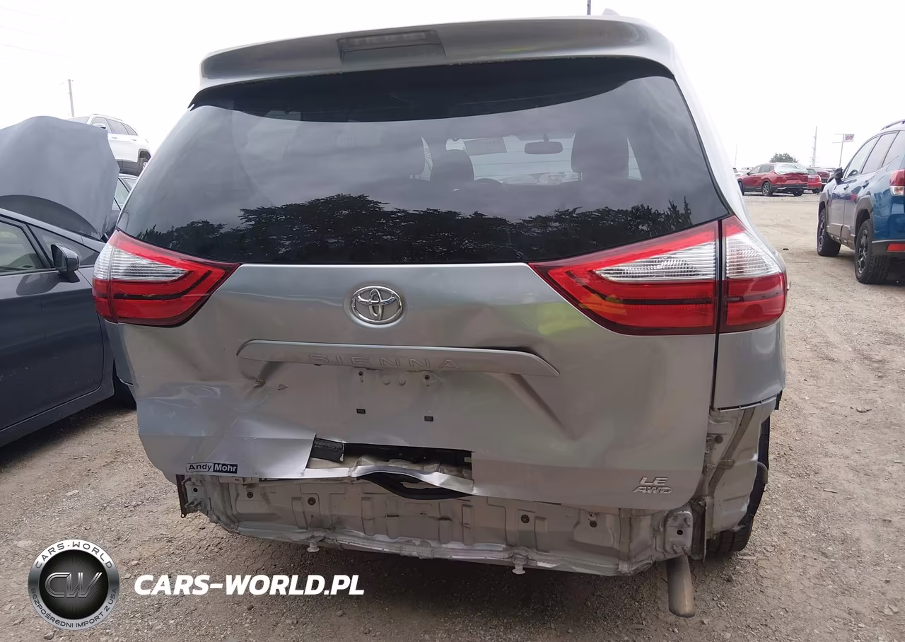 2017 Toyota Sienna Le 7 Passenger VIN:5TDJZ3DC1HS184146 - 6