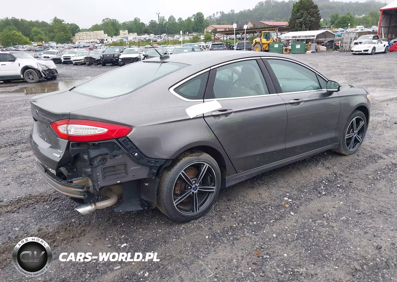 2014 Ford Fusion Se VIN:1FA6P0HD4E5359803 - 4