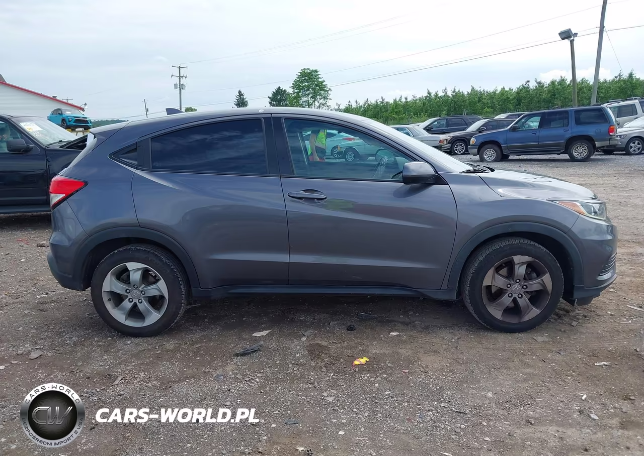 2019 Honda Hr-V Lx VIN:3CZRU6H34KG702781 - 13