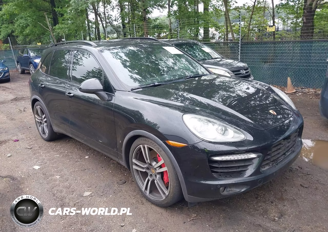 2014 Porsche Cayenne Turbo