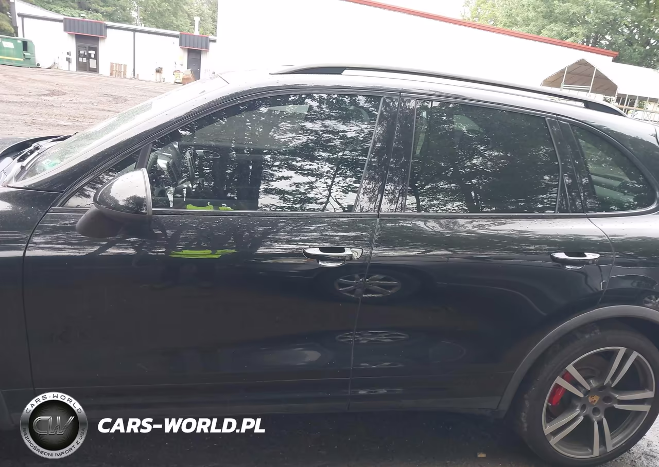 2014 Porsche Cayenne Turbo VIN:WP1AC2A20ELA81173 - 14