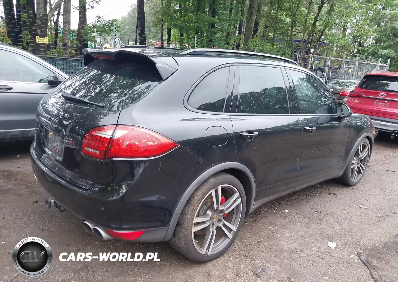 2014 Porsche Cayenne Turbo VIN:WP1AC2A20ELA81173 - 4
