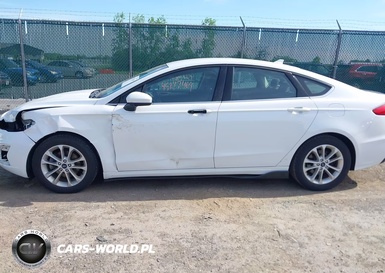 2019 Ford Fusion Se VIN:3FA6P0HD3KR128867 - 14