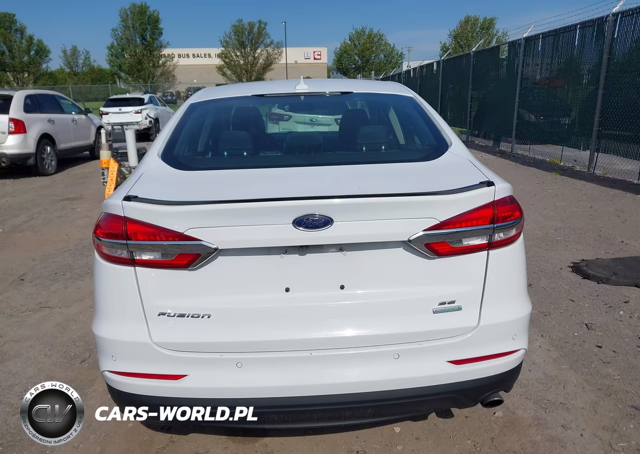 2019 Ford Fusion Se VIN:3FA6P0HD3KR128867 - 16