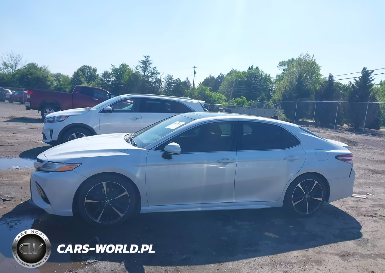 2020 Toyota Camry Xse VIN:4T1K61AK7LU303394 - 14