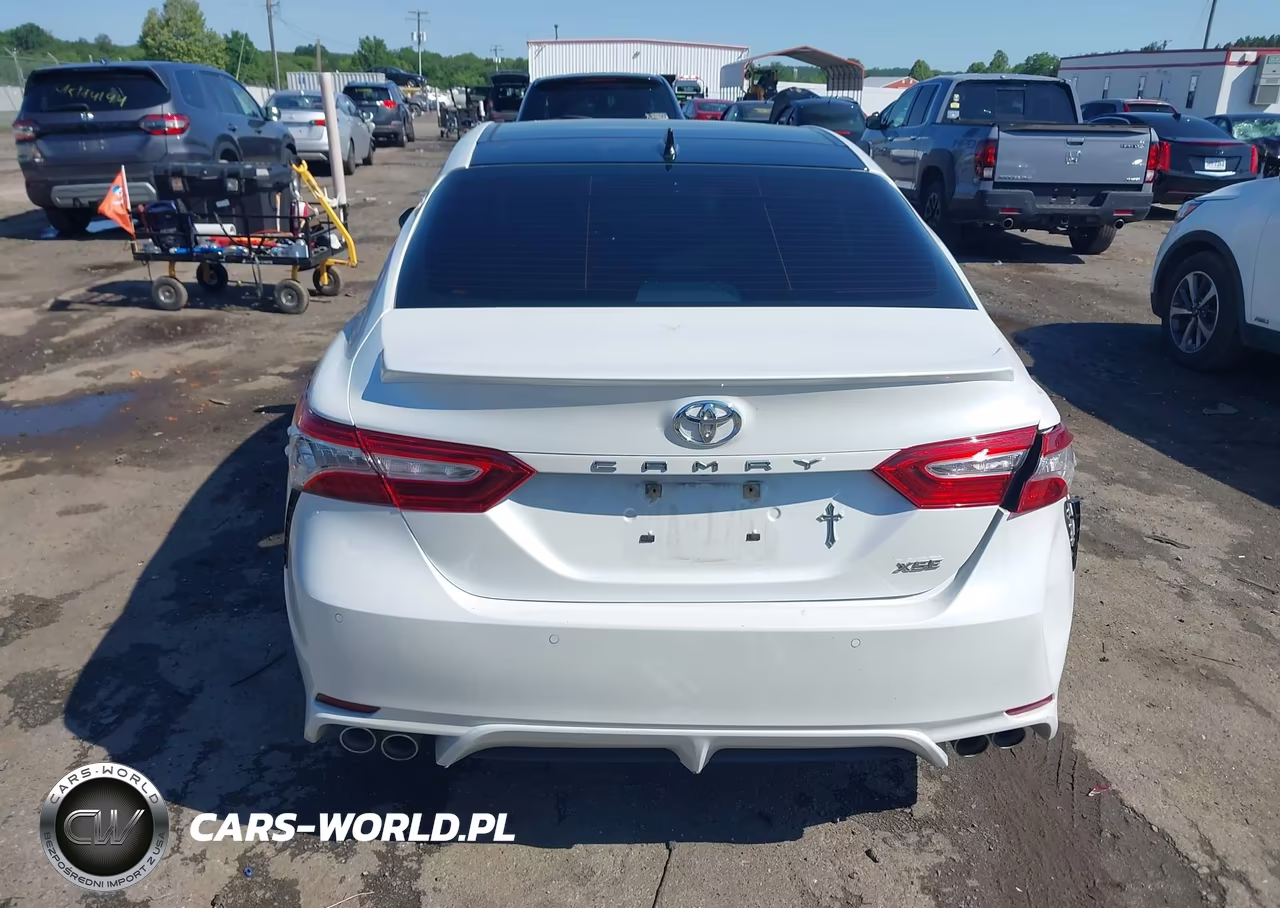 2020 Toyota Camry Xse VIN:4T1K61AK7LU303394 - 16