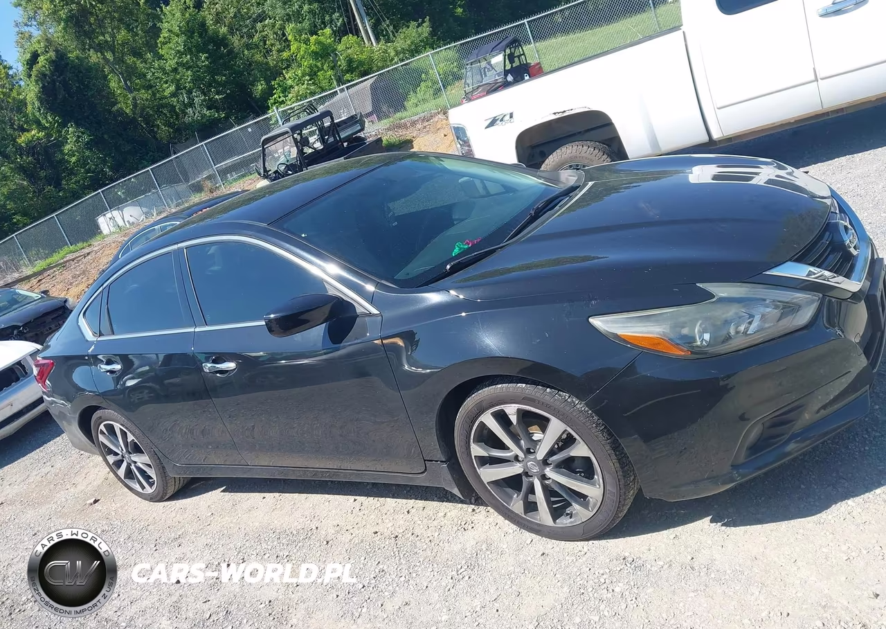 2017 Nissan Altima 2.5 Sr VIN:1N4AL3AP9HC165036 - 14