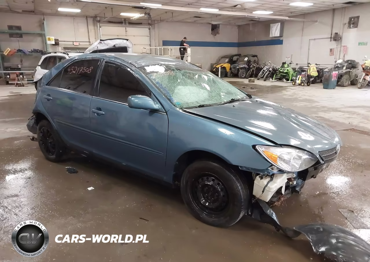 2003 Toyota Camry Le – zdjęcie 1 z 13