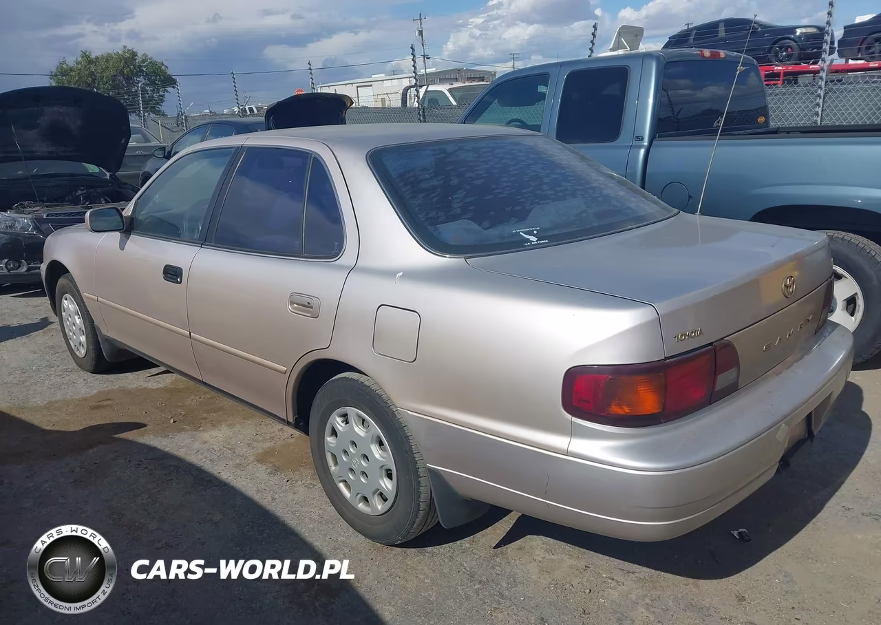 1996 Toyota Camry Dx-Le-Xle VIN:4T1BG12K1TU815194 - 3
