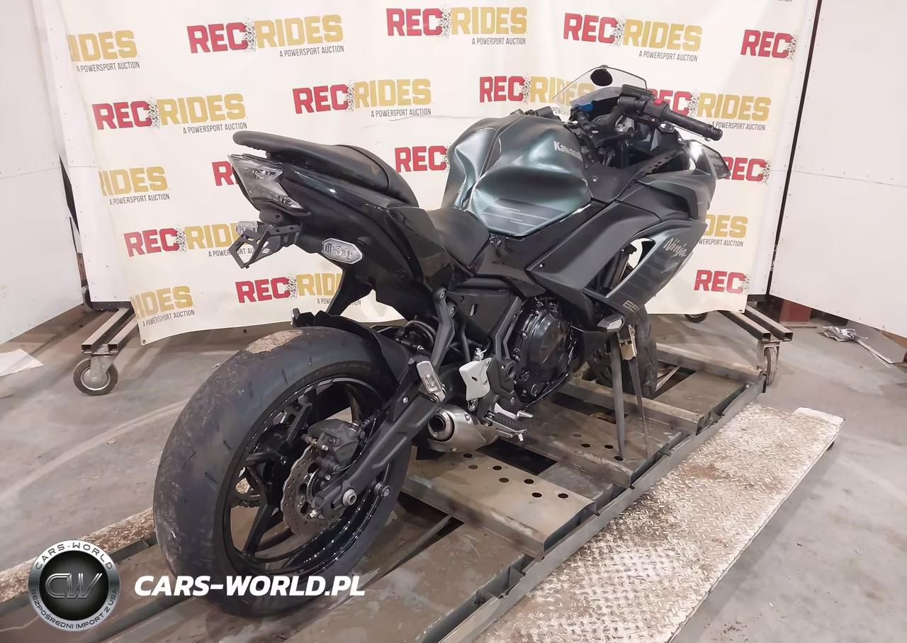 2025 Kawasaki Ex650 P VIN:ML5EXEP10SDAF2410 - 4